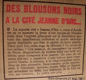 ORAN CITE JEANNE D ARC AOUT 1961 AVEC DES BLOUSONS NOIRS